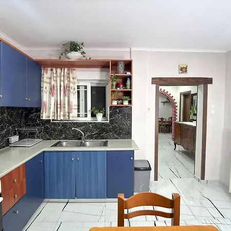 Mansion Elos Onthewayto Elafonisi, Wifi, Quiet Σπίτι διακοπών